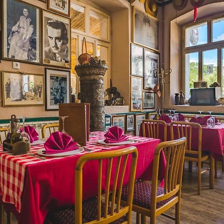Hotel Pelikan Virpazar Bagian luar foto