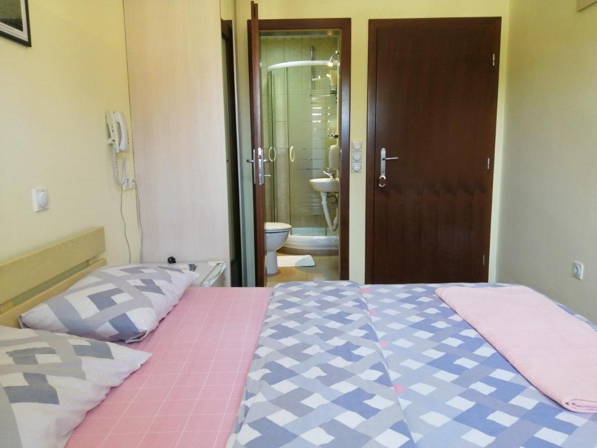 Hotel Pelikan Virpazar Bagian luar foto