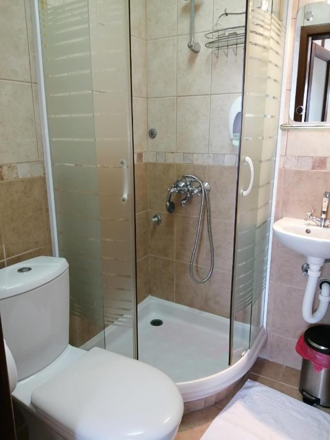 Hotel Pelikan Virpazar Bagian luar foto