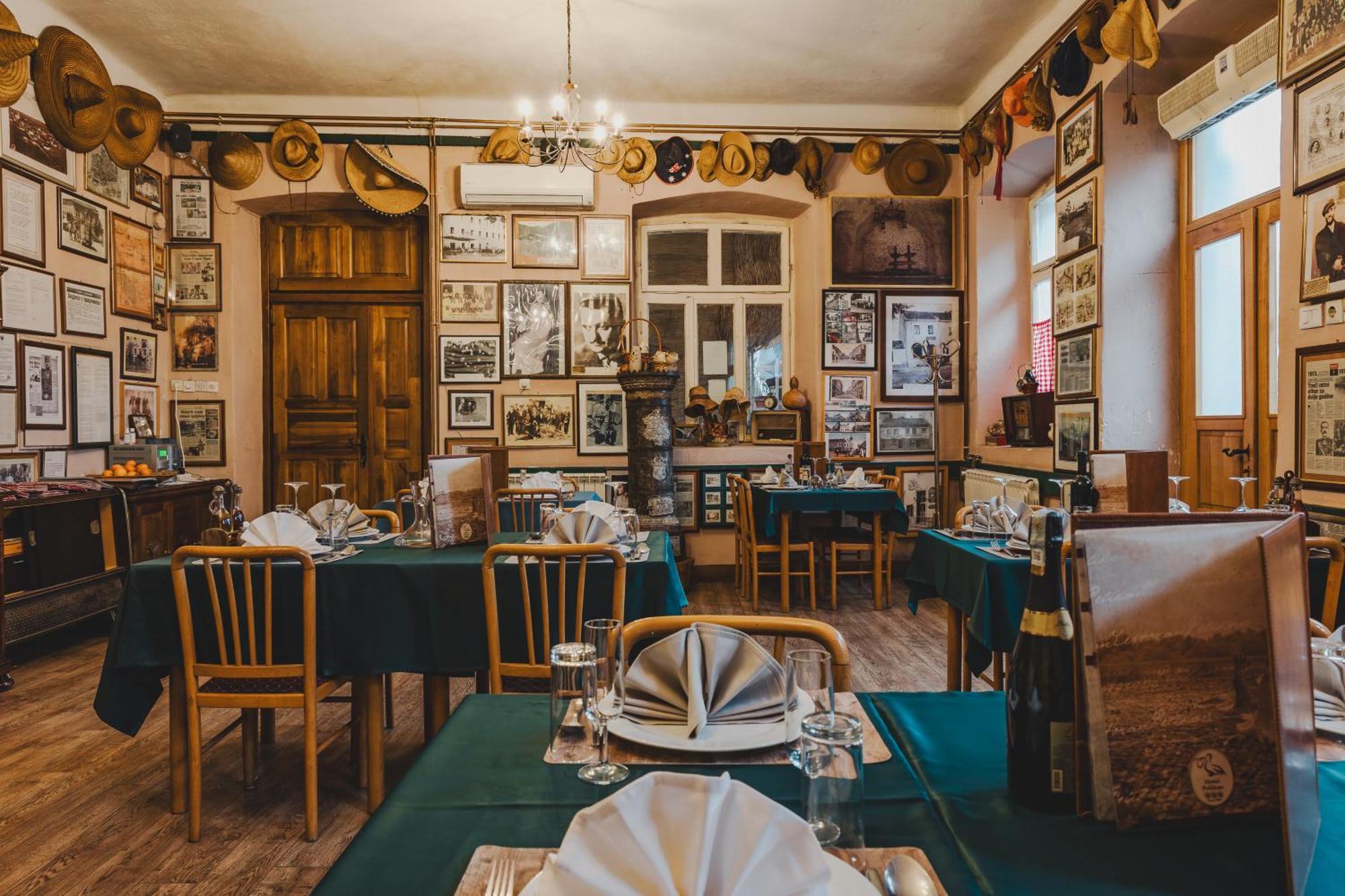 Hotel Pelikan Virpazar Bagian luar foto