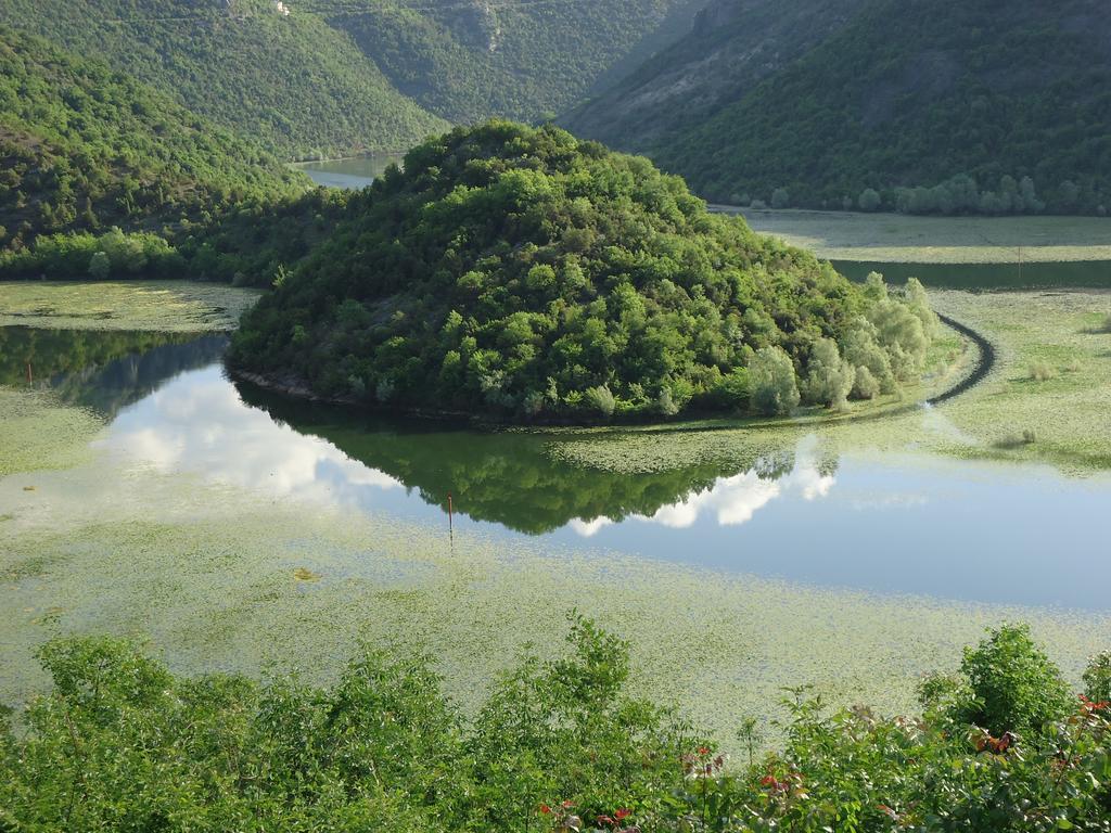Hotel Pelikan Virpazar Bagian luar foto