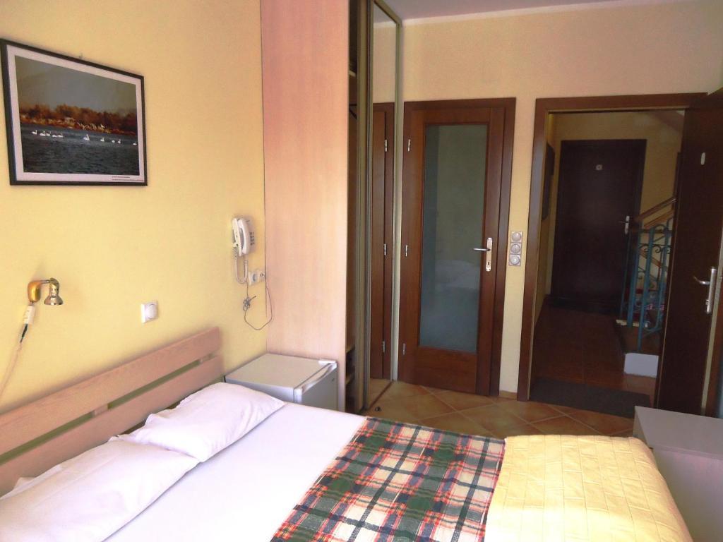 Hotel Pelikan Virpazar Bagian luar foto