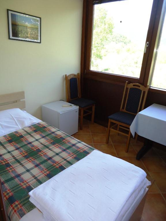 Hotel Pelikan Virpazar Bagian luar foto